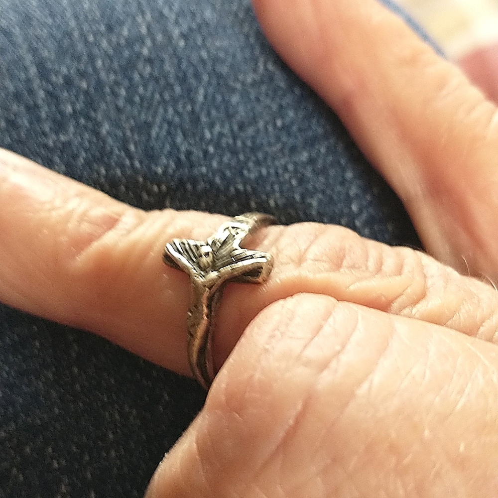 Crucifix Ring